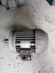 Prodam elektromotor