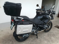 BMW R1200GS Triple Black - slovenski