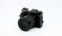 Fujifilm X-S10 z small rig cage + 4 baterije