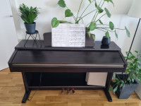 Yamaha Clavinova CLP-120