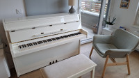 YAMAHA PIANINO