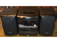 PHILIPS stolp 3 CD Changer FW730C/34, 2x 20W, kasetarja ne delujeta