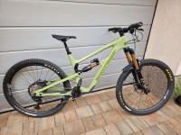 Enduro kolo; Nukeproof Mega 290 Factory