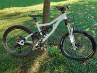 Knolly gorsko kolo (enduro mtb)