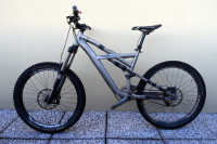 Specialized Enduro SL Expert 2010 (velikost M) (26 col, Alu)