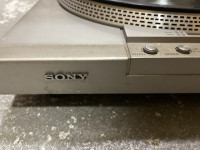 Gramofon Sony retro