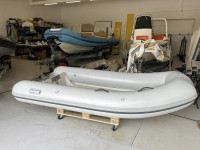 Gumenjak FIORD BOAT 310 z motorjem Yamaha 15 dvotaktna