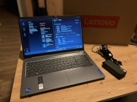 NOV Lenovo Ideapad Slim 3 / Windows 11 / 512gb ssd / 16gb DDR5