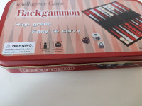 Backgammon mini dama družabna igra 14 cm za na potovanje