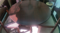 okrogla miza / raztegljiva cca.1m + 30 cm