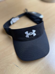 Under Armour šilt z etiketo