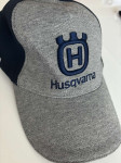 Kapa s šiltom  - Husqvarna nova