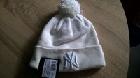 NEW YORK YANKEES NEW ERA ZIMSKA KAPA ŽENSKA/OTROŠKA