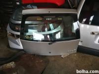 Fiat Punto 2 pokrov prtljažnika havba steklo