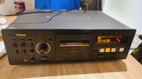 Kassetofon Teac v 6030s