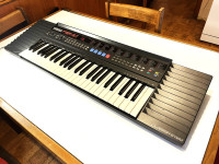 Klaviatura  YAMAHA  PSR - 27