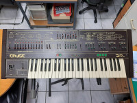 SIEL CRUISE vintage analogni sinthesizer (1980)