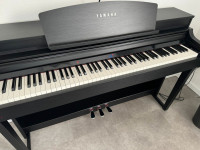 Yamaha Clavinova CSP-170 Digital Piano Novo