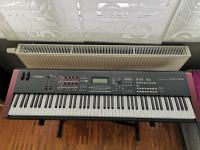 Yamaha MOXF8 / Clavinova