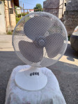 Namizni ventilator KENDOR