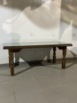 Masivna klubska miza, temen rustikalni slog+ steklo