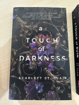 A touch of darkness - Scarlett St. Clair