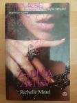 Vampirska akademija 6/Zadnja žrtev-Richelle Mead Ptt častim :)