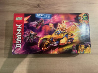 Kocke Lego Ninjago: Jayev zlati zmajev motor