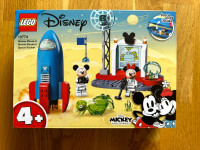 Lego 10774 Mickey Mouse & Minnie Mouse Space Rocket