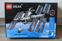 LEGO IDEAS (21321, 21325)