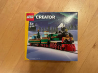 Lego winter holiday train (40700)