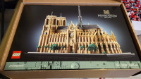 P: nov set LEGO 21061 Notre-Dame de Paris