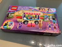 LEGO Friends 41129 Kombi z vročimi hrenovkami v zabaviščnem