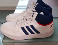 Otroška športna obutev Adidas št. 37 1/3