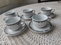 Set 5-ih skodelic s podstavki za črno kavo, porcelan s poslikavo