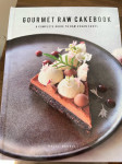 Kuharska knjiga Gourmet Raw Cakebook