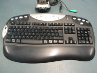 Combo brezžične tipkovnice in miške Logitech MX 700, prodam