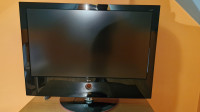 Televizija LG, model 42LG6100