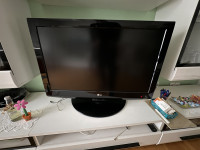 TV televizija LG 37LG2000