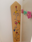 otroški stenski meter - lesen