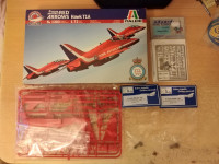 Maketa Italeri Royal Air Force Red Arrows Hawk T1A 1/72