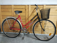 Original ROG, prenovljeno vintage kolo, 28", rdeče-črno s košaro