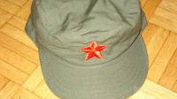 Kapa z rdečo zvezdo