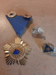 lot medalja civilna zaščita +značke, priponke