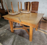 Stara, lesena miza