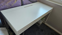 Pisalna lepotilna miza bele barve