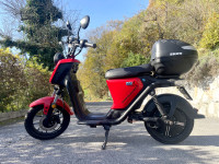 NIU električni moped UQi Pro 150 cm3