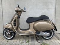 Piaggio Vespa GTS 250 ie