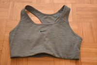 Top Nike