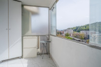 Ljubljana, Zgornja Šiška, 2 sobno, z RAZGLEDOM na grad, 66.00 m2